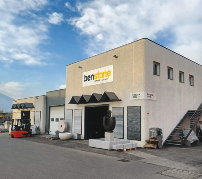 Azienda_entrata (Medie)